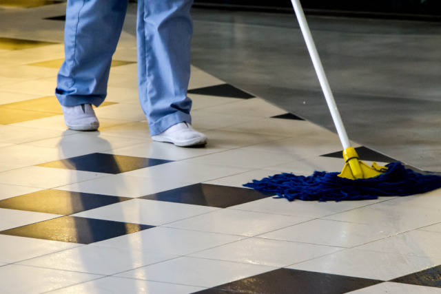 A Guide On How To Clean Various Home Floor & Tiles During Pandemic