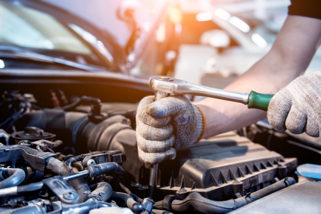 Top 6 Benefits of Servicing Your Car Regularly