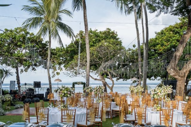 The Beauty of Simplicity: Elegant Decor Ideas for a Garden Wedding Venue