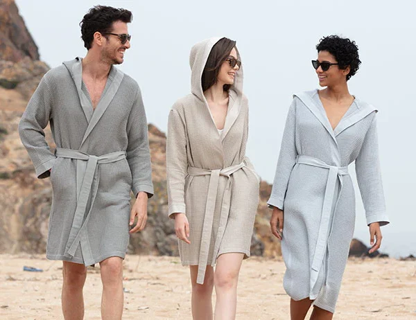 Choosing the Perfect Bathrobe: A Comprehensive Guide to Online Collections
