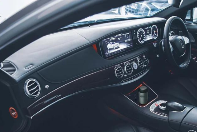 The Ultimate Guide to Choosing the Best Essential Oils for Your Car Diffuser in Pinecrest