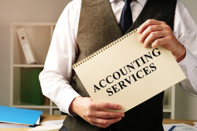 Accounting Services vs. Financial Strain: How Outsourcing Saves Time and Money in Medellín